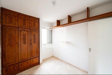Quarto 1 de apartamento para alugar com 2 quartos, 48m² em Vila Guarani, São Paulo