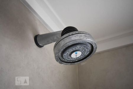 Apartamento à venda com 220m², 4 quartos e 4 vagas Apartamento à venda com 220m², 4 quartos e 4 vagasChuveiro do banheiro da suíte 1