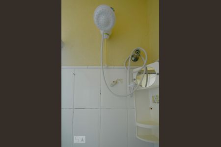 Banheiro de apartamento para alugar com 1 quarto, 40m² em Centro Histórico, Porto Alegre