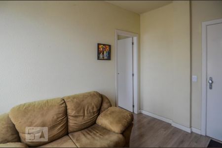 Sala de apartamento para alugar com 1 quarto, 40m² em Centro Histórico, Porto Alegre