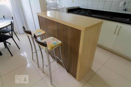 Apartamento para alugar com 57m², 2 quartos e sem vagaCozinha