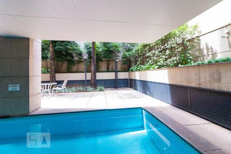 Studio à venda com 35m², 1 quarto e 1 vagaPiscina