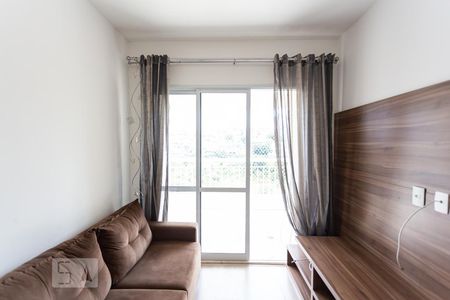 Sala de apartamento para alugar com 1 quarto, 41m² em Umuarama, Osasco