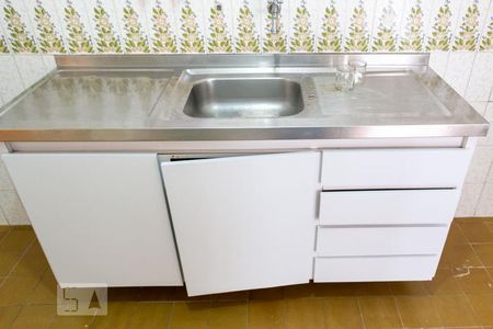 Apartamento à venda com 87m², 2 quartos e 1 vagaPia da cozinha