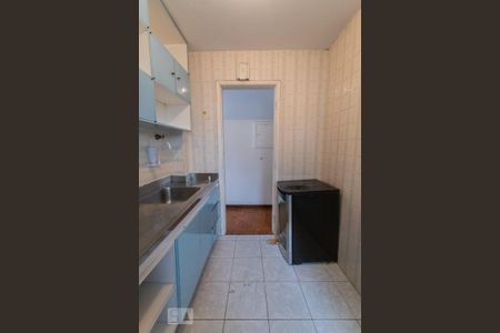 Apartamento para alugar com 97m², 2 quartos e sem vaga Apartamento para alugar com 97m², 2 quartos e sem vagaCozinha