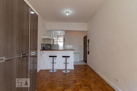 Studio à venda com 32m², 1 quarto e sem vagaKitnet