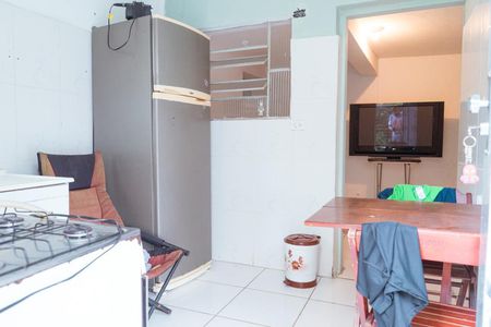 Cozinha de casa para alugar com 1 quarto, 40m² em Parque Peruche, São Paulo