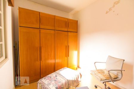 Casa à venda com 230m², 3 quartos e 2 vagasQuarto 3