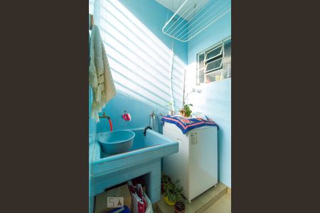 Casa à venda com 230m², 3 quartos e 2 vagasÁrea de Serviço