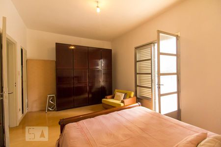 Casa à venda com 230m², 3 quartos e 2 vagasQuarto 1