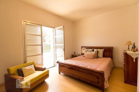 Casa à venda com 230m², 3 quartos e 2 vagasQuarto 1