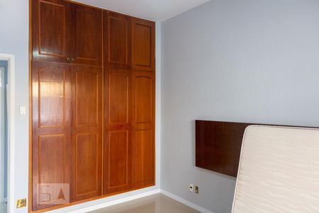 Apartamento à venda com 128m², 3 quartos e 1 vagaSuíte