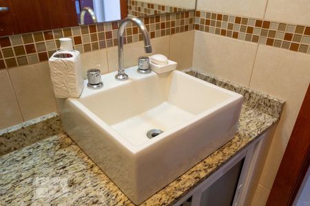 Apartamento à venda com 128m², 3 quartos e 1 vagaBanheiro Social