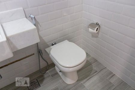 Apartamento à venda com 128m², 3 quartos e 1 vagaBanheiro da Suíte