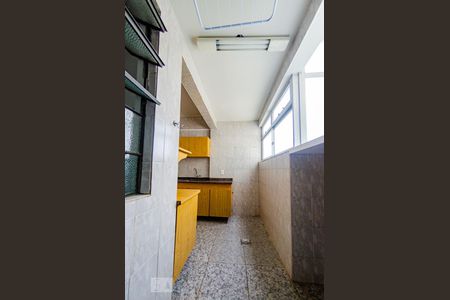 Apartamento para alugar com 123m², 3 quartos e 1 vagaÁrea de Serviço