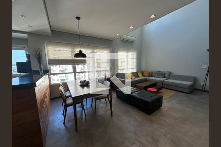 Sala de apartamento para alugar com 1 quarto, 78m² em Alphaville Conde Ii, Barueri