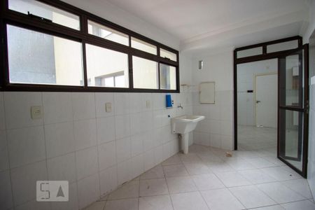 Apartamento para alugar com 205m², 3 quartos e 2 vagasÁrea de Serviço