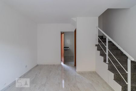 Sala de casa de condomínio à venda com 2 quartos, 80m² em Parque Boturussu, São Paulo
