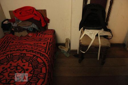 Casa à venda com 330m², 4 quartos e 5 vagasGaragem - Quarto de Serviço