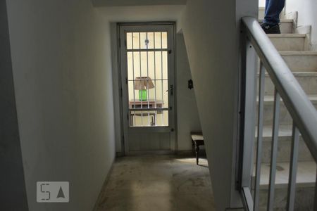 Casa à venda com 330m², 4 quartos e 5 vagasEscadas