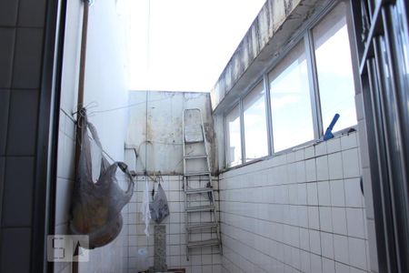 Casa à venda com 330m², 4 quartos e 5 vagasÁrea de Serviço