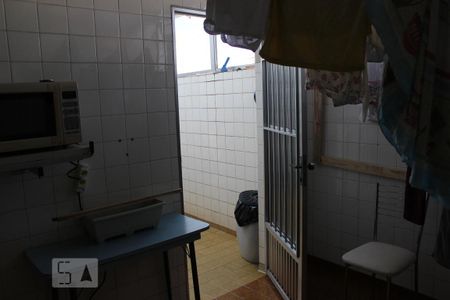 Casa à venda com 330m², 4 quartos e 5 vagasÁrea de Serviço