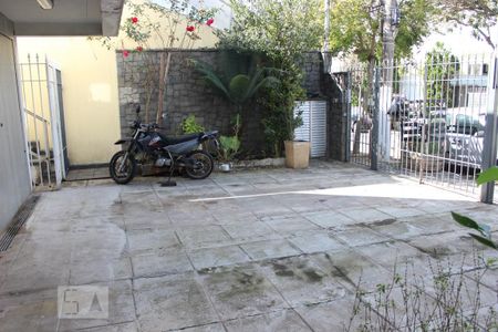 Casa à venda com 330m², 4 quartos e 5 vagasGaragem