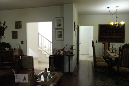 Sala de Estar de casa à venda com 4 quartos, 330m² em Jardim da Glória, São Paulo