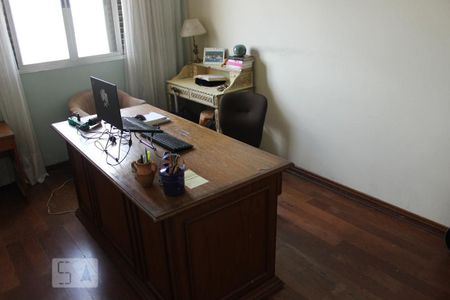 Casa à venda com 330m², 4 quartos e 5 vagasQuarto 1