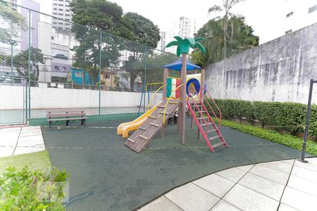 Apartamento à venda com 55m², 2 quartos e 2 vagasÁrea Comum - Playground