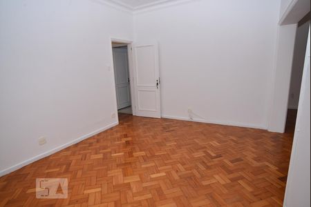 Sala de apartamento para alugar com 3 quartos, 150m² em Copacabana, Rio de Janeiro