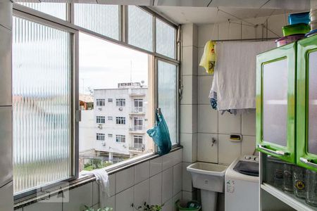 Apartamento à venda com 70m², 1 quarto e 1 vagaÁrea de Serviço