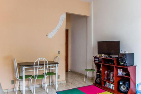 Sala de apartamento à venda com 1 quarto, 70m² em Jardim Guanabara, Rio de Janeiro