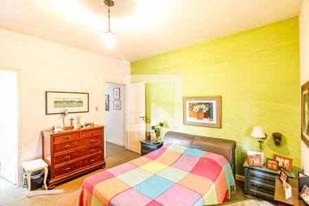 Casa à venda com 190m², 3 quartos e 5 vagasSuíte