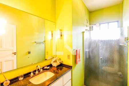 Casa à venda com 190m², 3 quartos e 5 vagasBanheiro Social