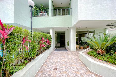 Apartamento à venda com 80m², 3 quartos e 2 vagasArea Comum