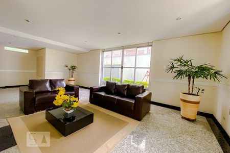 Apartamento à venda com 80m², 3 quartos e 2 vagasHall social