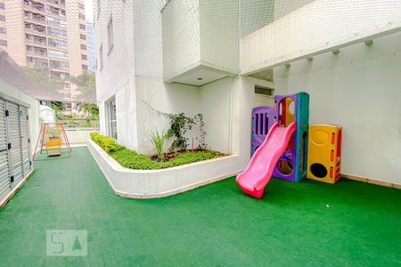 Apartamento à venda com 80m², 3 quartos e 2 vagasÁrea Comum - Playground