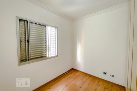 Apartamento à venda com 80m², 3 quartos e 2 vagasQuarto  2