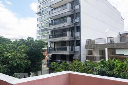 Casa à venda com 313m², 7 quartos e 2 vagas
