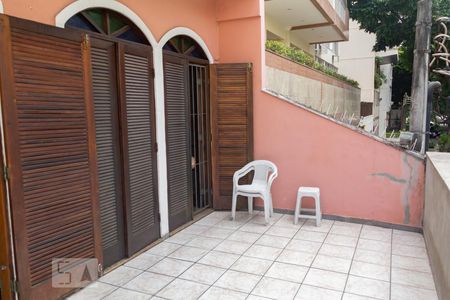 Casa à venda com 313m², 7 quartos e 2 vagas