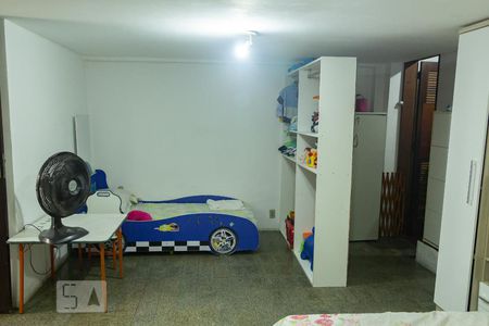 Casa à venda com 313m², 7 quartos e 2 vagas