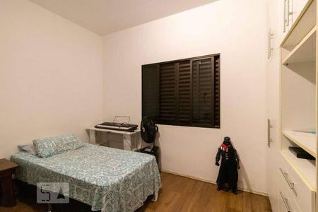 Casa para alugar com 230m², 3 quartos e 2 vagasQuarto 3