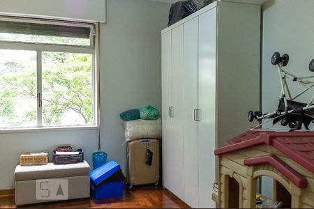 Apartamento à venda com 316m², 4 quartos e 1 vagaQuarto 1