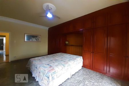 Casa à venda com 309m², 5 quartos e 4 vagasQuarto 3