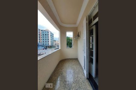 Casa à venda com 309m², 5 quartos e 4 vagasQuarto 3