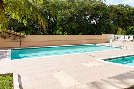 Apartamento para alugar com 48m², 2 quartos e 1 vaga Apartamento para alugar com 48m², 2 quartos e 1 vagaPiscina