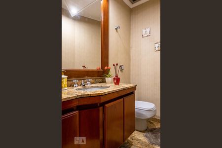 Apartamento para alugar com 185m², 4 quartos e 3 vagasLavabo