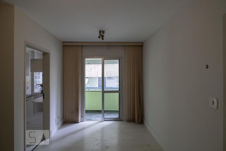 Apartamento para alugar com 37m², 1 quarto e 1 vagaSala