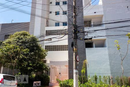 Apartamento para alugar com 43m², 2 quartos e 1 vagaFachada